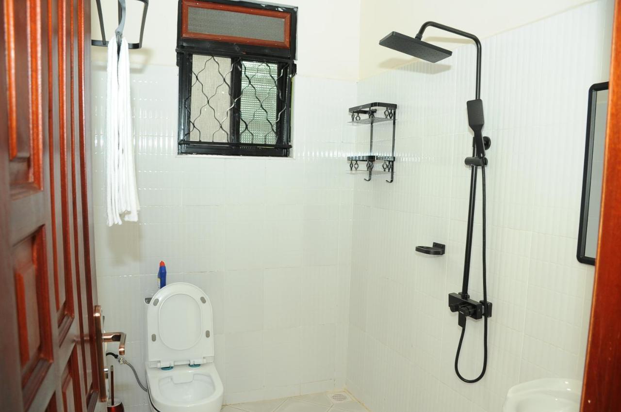 Katabi Furnished Apartments Entebbe Exterior foto